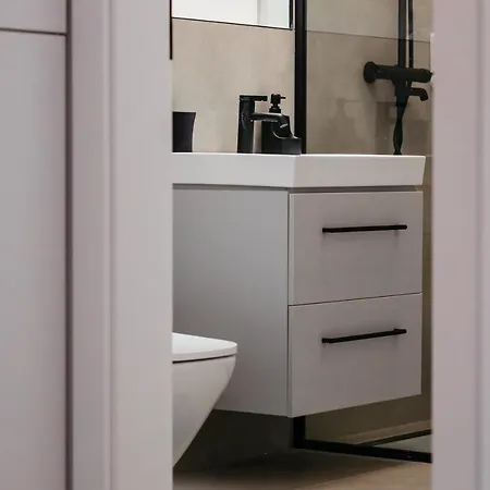 L&v Family Studio Apartment *